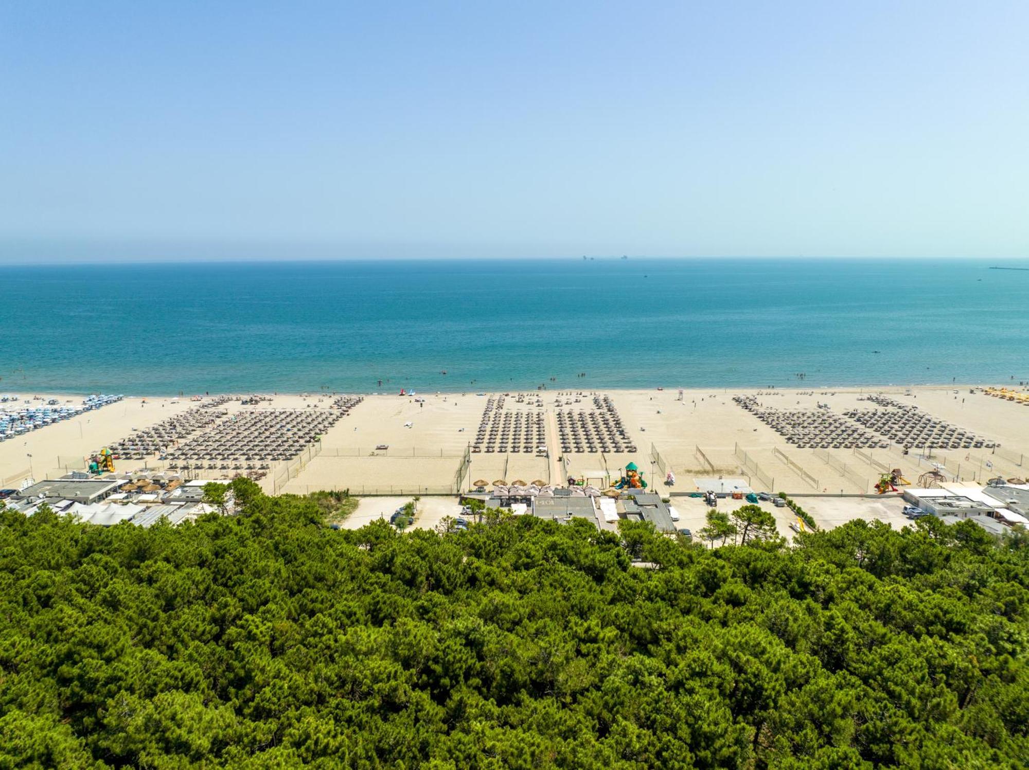 Hotel Columbia Marina Romea Exterior foto